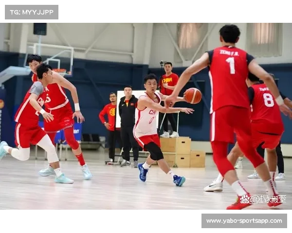 中国男篮技战术调整见成效 全队配合更加默契展现出强大竞争力 中国男篮技战术调整见成效 全队配合更加默契展现出强大竞争力