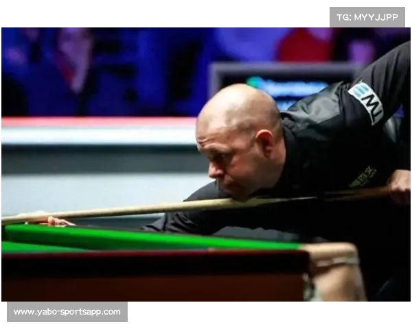 霍金斯轰5轰单杆破百10比1血洗墨菲,晋级斯诺克巡回锦标赛八强 霍金斯轰5轰单杆破百10比1血洗墨菲,晋级斯诺克巡回锦标赛八强