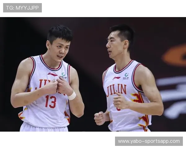 从落后二十分到反胜十五分老帅用人争议引发国手态度风波讨论不断 从落后二十分到反胜十五分老帅用人争议引发国手态度风波讨论不断