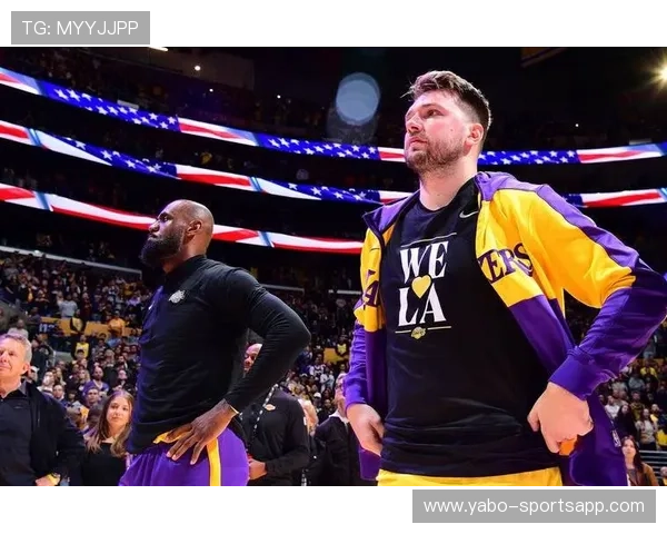 苏群分析湖人首轮最佳对手灰熊 三分球机会极为丰富 苏群分析湖人首轮最佳对手灰熊 三分球机会极为丰富