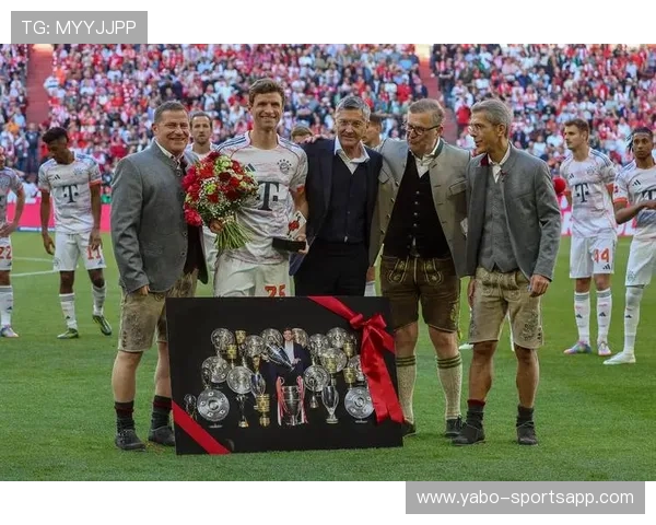 马特乌斯建议穆勒效仿贝肯鲍尔赴美踢球开启新篇章